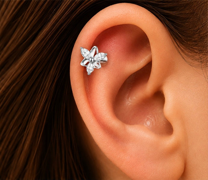 Fiore Lumina – Labret in Titanio ASTM F-136 con Filettatura Interna