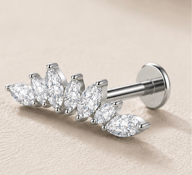 Labret Crown Marquise – Titanio ASTM F-136 con Filettatura Interna