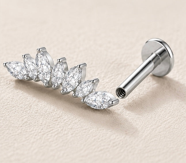 Labret Crown Marquise – Titanio ASTM F-136 con Filettatura Interna