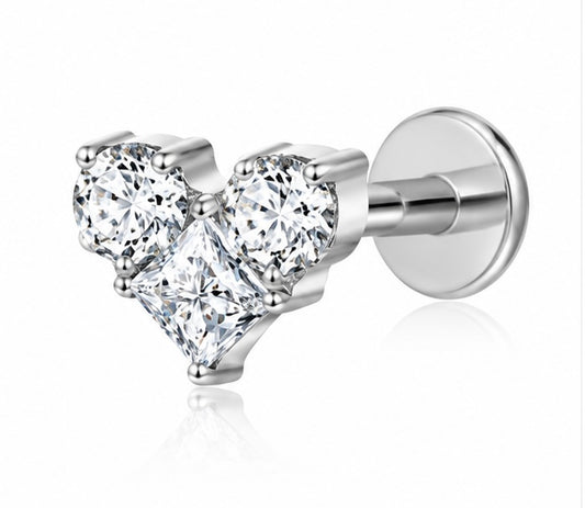 Piercing Labret Cuore con Zirconi – Titanio ASTM F136 – Filettatura Interna